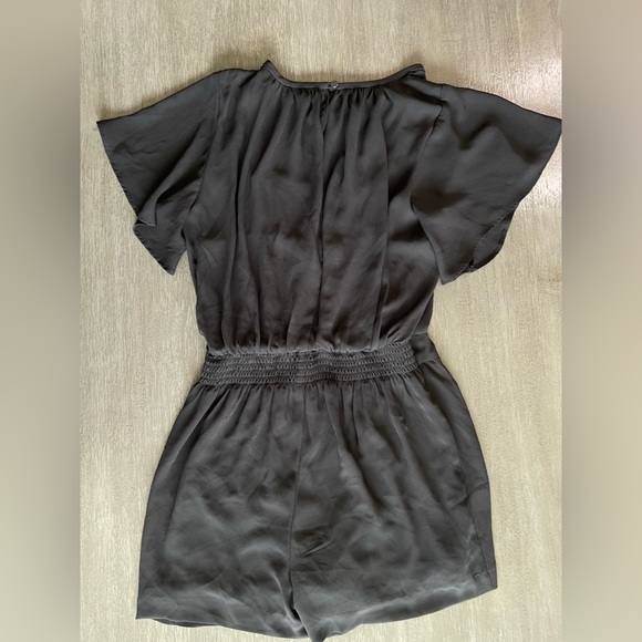 WHBM Black Flutter Sleeve Romper Onesie Jumpsuit 0P - Picture 2 of 10